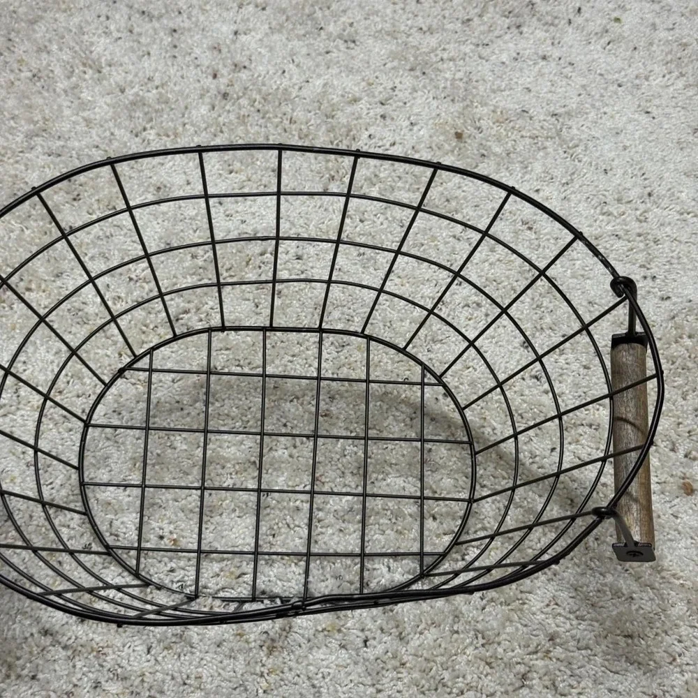 Rustic‎ Oval Metal Wire Basket with Wood Handles Dark Bronze Industrial Storage